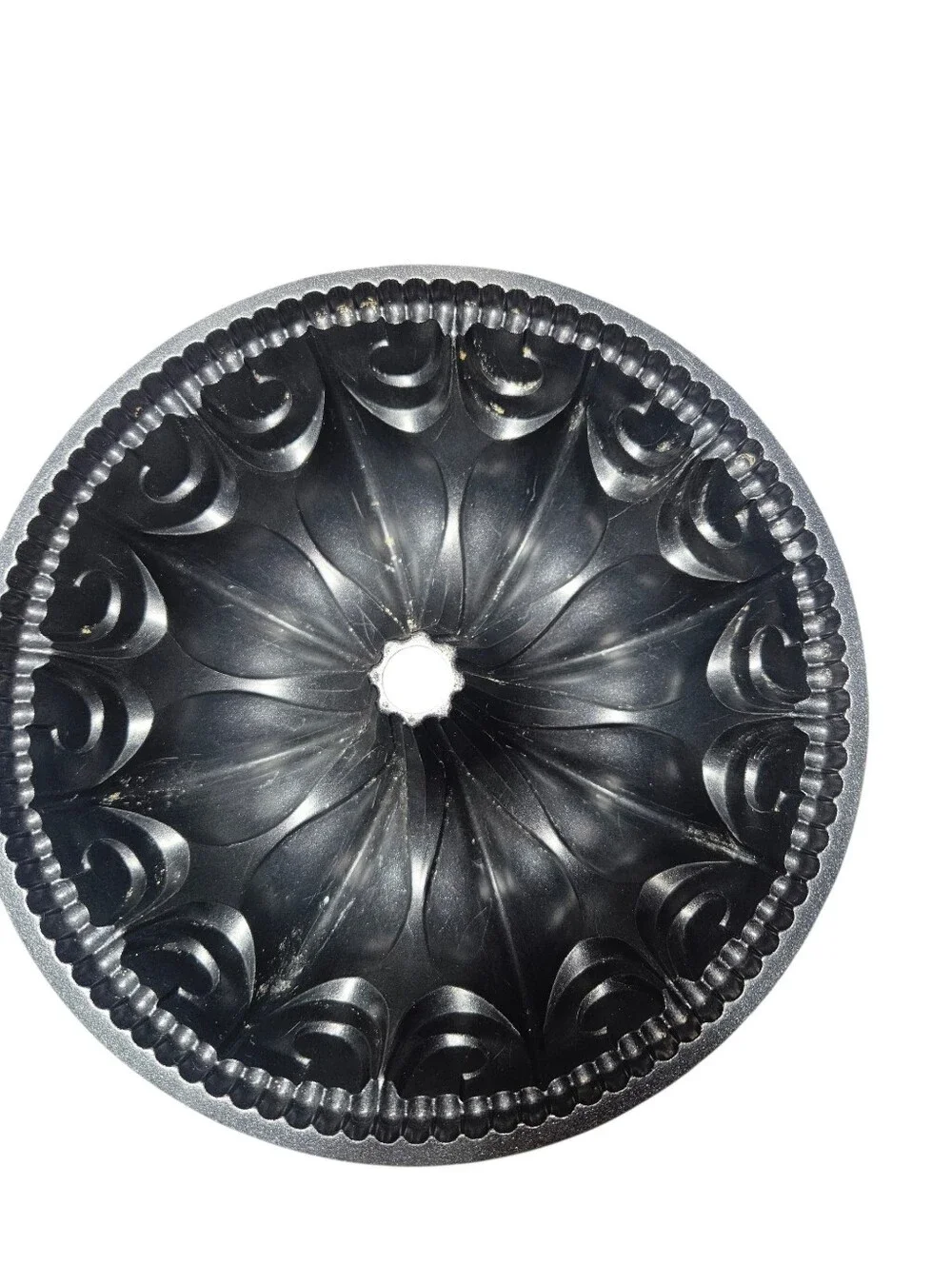 Nordic Ware 10 Cup Fleur De Lis Bundt Cake Baking Pan Non-Stick USA EUC